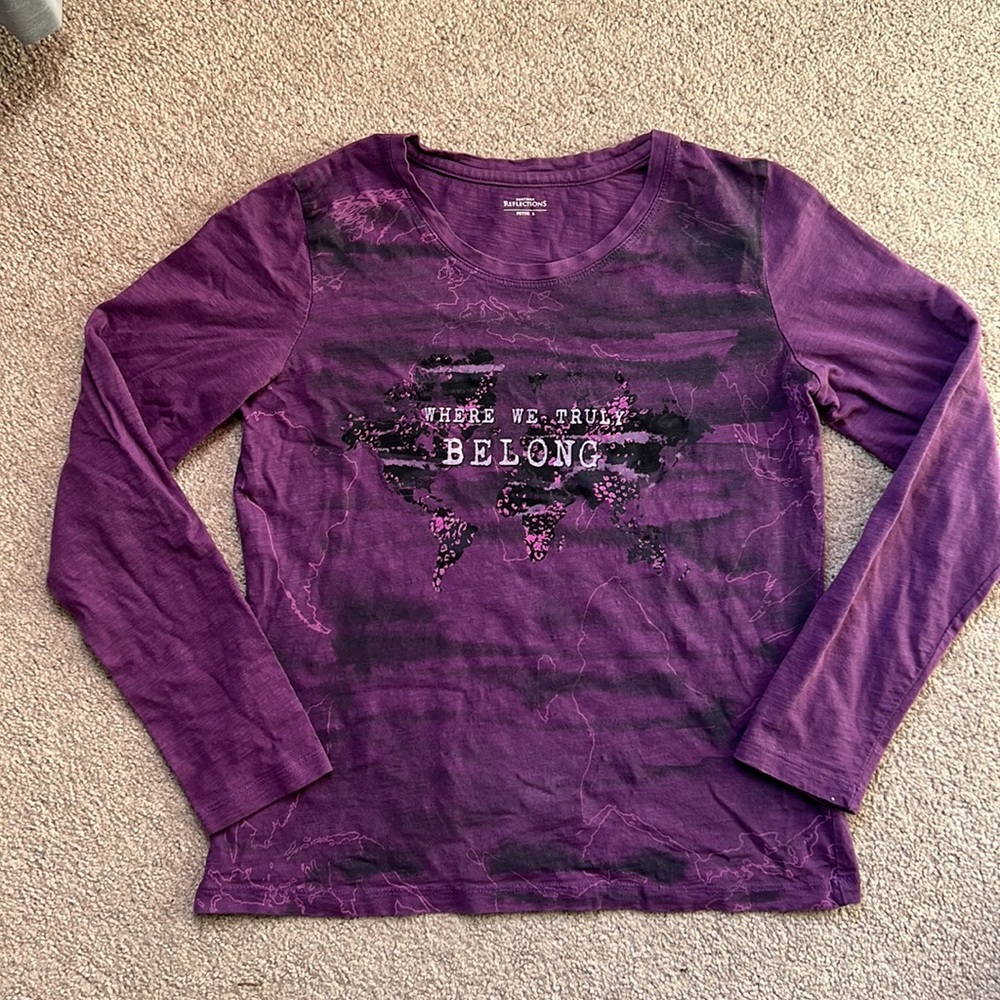 5/$25 Northern Reflections long sleeve Shirt